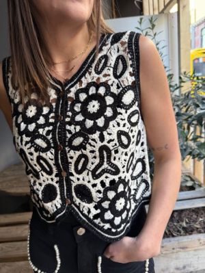  NOIR CROCHET