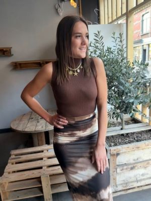  t&d taupe