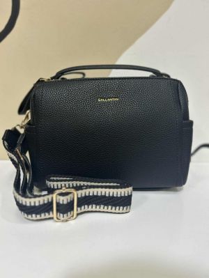  NOIR
