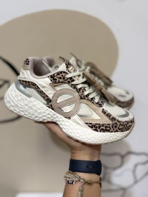  CREAM/BEIGE