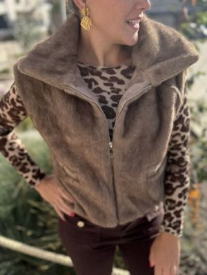  TAUPE